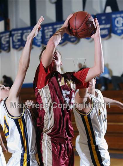 Thumbnail 1 in La Canada vs. Alhambra (San Marino Tournament) photogallery.