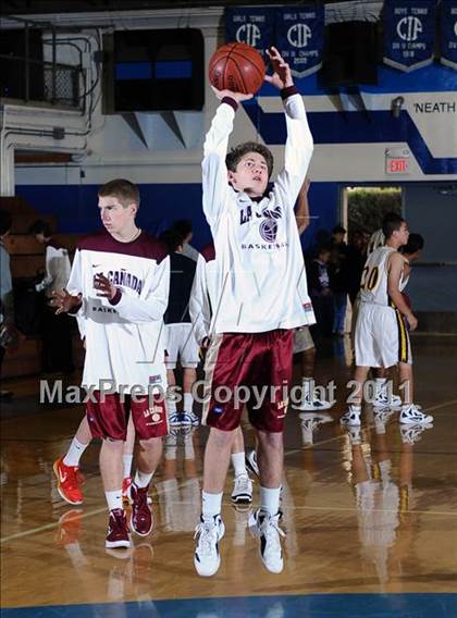 Thumbnail 2 in La Canada vs. Alhambra (San Marino Tournament) photogallery.