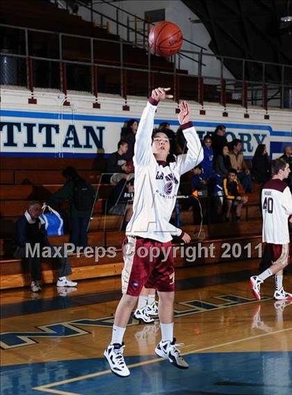 Thumbnail 3 in La Canada vs. Alhambra (San Marino Tournament) photogallery.