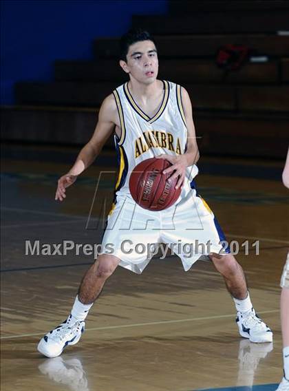 Thumbnail 2 in La Canada vs. Alhambra (San Marino Tournament) photogallery.
