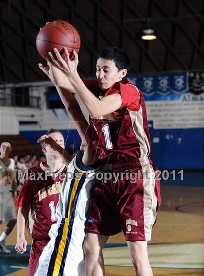 Thumbnail 2 in La Canada vs. Alhambra (San Marino Tournament) photogallery.