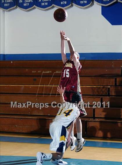 Thumbnail 1 in La Canada vs. Alhambra (San Marino Tournament) photogallery.