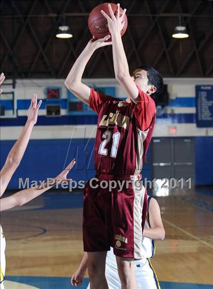 Thumbnail 2 in La Canada vs. Alhambra (San Marino Tournament) photogallery.