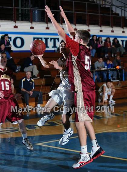 Thumbnail 3 in La Canada vs. Alhambra (San Marino Tournament) photogallery.