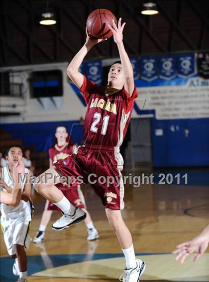 Thumbnail 3 in La Canada vs. Alhambra (San Marino Tournament) photogallery.