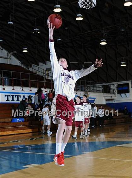 Thumbnail 3 in La Canada vs. Alhambra (San Marino Tournament) photogallery.