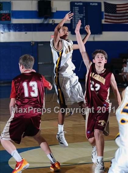 Thumbnail 1 in La Canada vs. Alhambra (San Marino Tournament) photogallery.