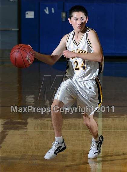 Thumbnail 2 in La Canada vs. Alhambra (San Marino Tournament) photogallery.