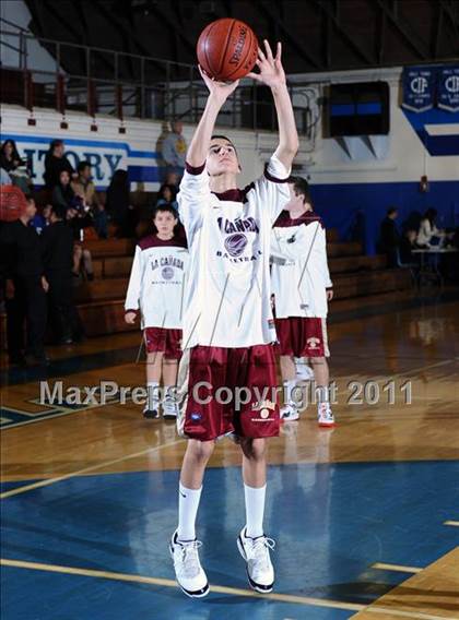 Thumbnail 3 in La Canada vs. Alhambra (San Marino Tournament) photogallery.
