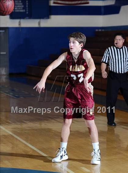 Thumbnail 3 in La Canada vs. Alhambra (San Marino Tournament) photogallery.