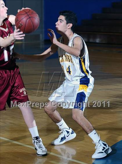Thumbnail 3 in La Canada vs. Alhambra (San Marino Tournament) photogallery.