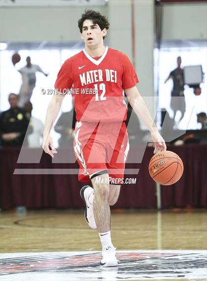 Thumbnail 3 in Montverde Academy vs. Mater Dei (Spalding Hoophall Classic) photogallery.