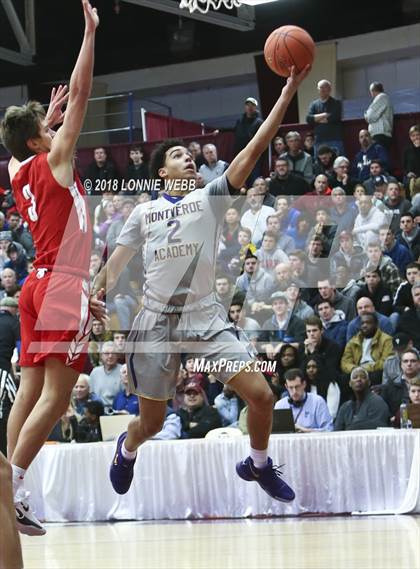 Thumbnail 2 in Montverde Academy vs. Mater Dei (Spalding Hoophall Classic) photogallery.