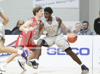 Thumbnail 1 in Montverde Academy vs. Mater Dei (Spalding Hoophall Classic) photogallery.