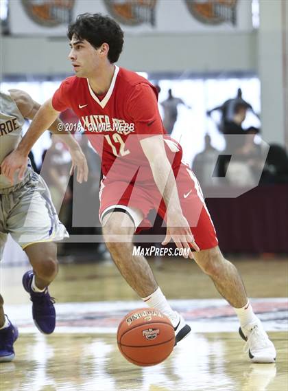 Thumbnail 1 in Montverde Academy vs. Mater Dei (Spalding Hoophall Classic) photogallery.