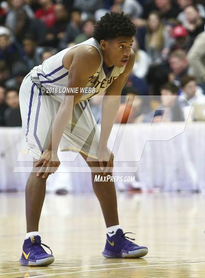 Thumbnail 1 in Montverde Academy vs. Mater Dei (Spalding Hoophall Classic) photogallery.