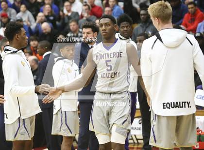 Thumbnail 2 in Montverde Academy vs. Mater Dei (Spalding Hoophall Classic) photogallery.