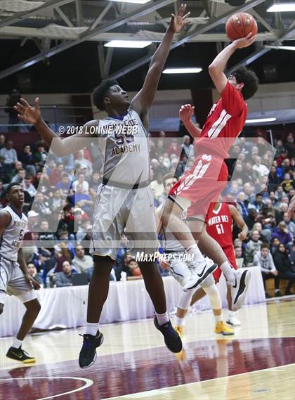 Thumbnail 3 in Montverde Academy vs. Mater Dei (Spalding Hoophall Classic) photogallery.