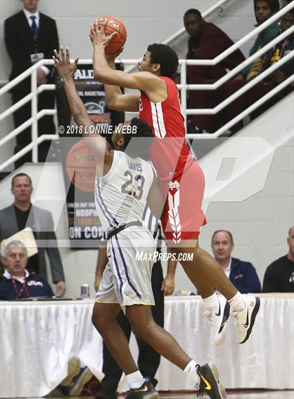 Thumbnail 2 in Montverde Academy vs. Mater Dei (Spalding Hoophall Classic) photogallery.
