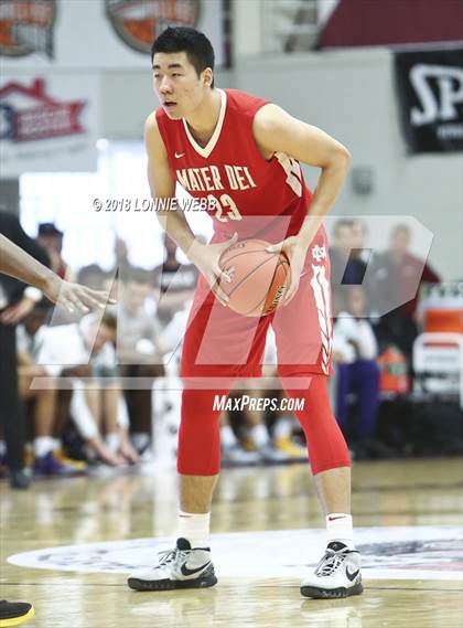 Thumbnail 3 in Montverde Academy vs. Mater Dei (Spalding Hoophall Classic) photogallery.