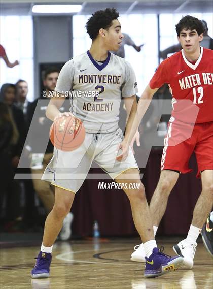 Thumbnail 1 in Montverde Academy vs. Mater Dei (Spalding Hoophall Classic) photogallery.