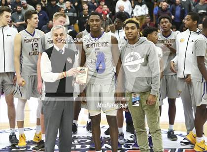 Thumbnail 2 in Montverde Academy vs. Mater Dei (Spalding Hoophall Classic) photogallery.