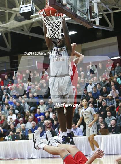 Thumbnail 1 in Montverde Academy vs. Mater Dei (Spalding Hoophall Classic) photogallery.