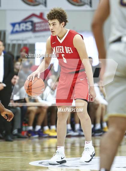 Thumbnail 3 in Montverde Academy vs. Mater Dei (Spalding Hoophall Classic) photogallery.