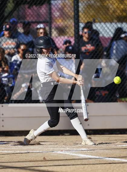 Thumbnail 3 in Fossil Ridge vs Erie (CHSAA 5A Quarterfinal) photogallery.