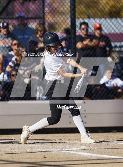 Thumbnail 3 in Fossil Ridge vs Erie (CHSAA 5A Quarterfinal) photogallery.