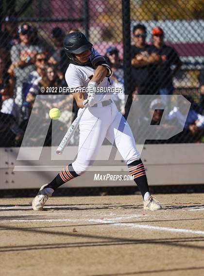 Thumbnail 2 in Fossil Ridge vs Erie (CHSAA 5A Quarterfinal) photogallery.