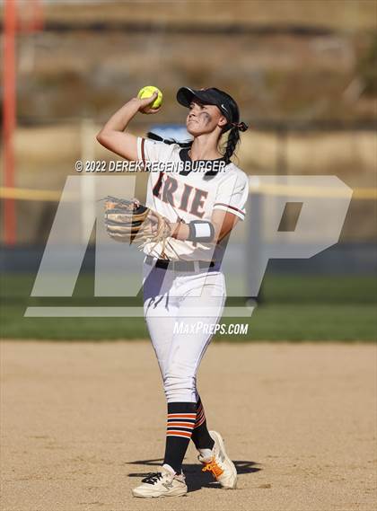 Thumbnail 1 in Fossil Ridge vs Erie (CHSAA 5A Quarterfinal) photogallery.