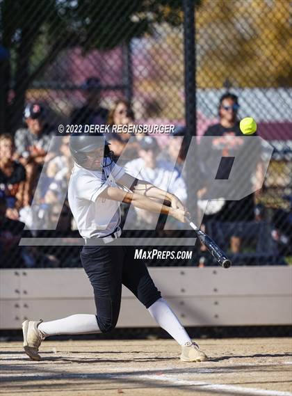 Thumbnail 3 in Fossil Ridge vs Erie (CHSAA 5A Quarterfinal) photogallery.