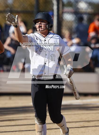 Thumbnail 3 in Fossil Ridge vs Erie (CHSAA 5A Quarterfinal) photogallery.