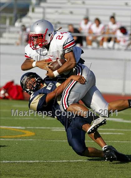 Thumbnail 1 in JV: Lincoln @ West photogallery.