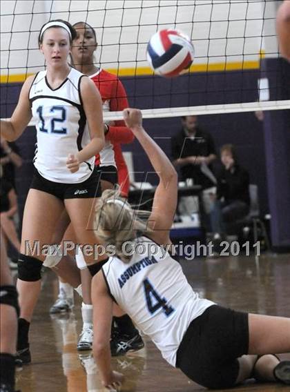 Thumbnail 3 in Assumption vs. Harvard-Westlake (2010 Durango Fall Classic) photogallery.