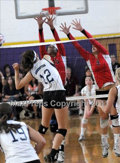 Thumbnail 2 in Assumption vs. Harvard-Westlake (2010 Durango Fall Classic) photogallery.