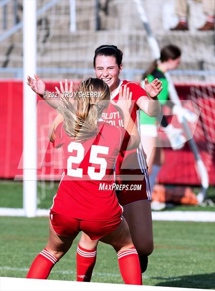 Thumbnail 3 in Marvin Ridge @ Charlotte Catholic photogallery.