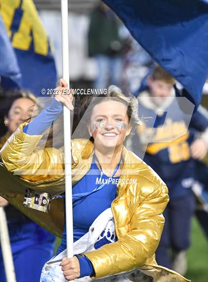 Thumbnail 1 in Pulaski Academy vs. Greenwood (AAA 6A State Final) photogallery.