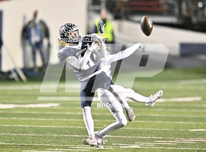 Thumbnail 1 in Pulaski Academy vs. Greenwood (AAA 6A State Final) photogallery.