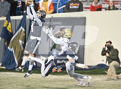 Thumbnail 2 in Pulaski Academy vs. Greenwood (AAA 6A State Final) photogallery.