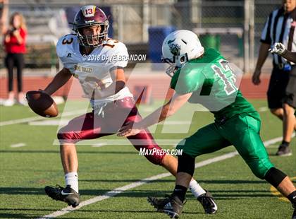 Thumbnail 1 in Simi Valley vs Thousand Oaks photogallery.