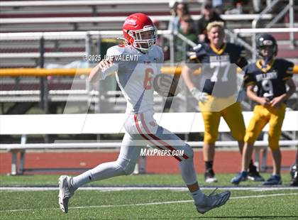 Thumbnail 3 in JV: Williamsville East @ Kenmore East photogallery.