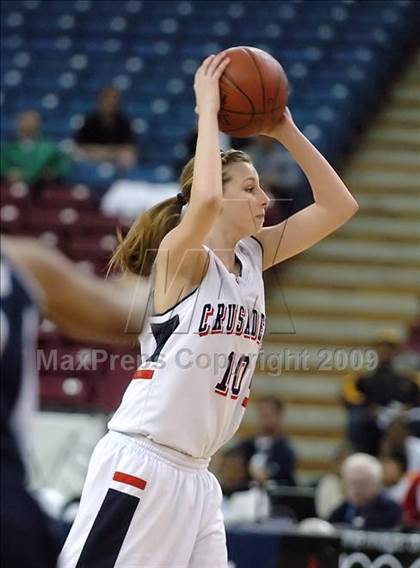 Thumbnail 2 in Mater Dei vs. Modesto Christian (CIF State D4 Final) photogallery.