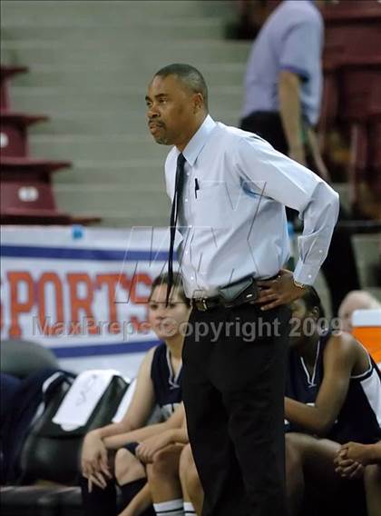 Thumbnail 2 in Mater Dei vs. Modesto Christian (CIF State D4 Final) photogallery.