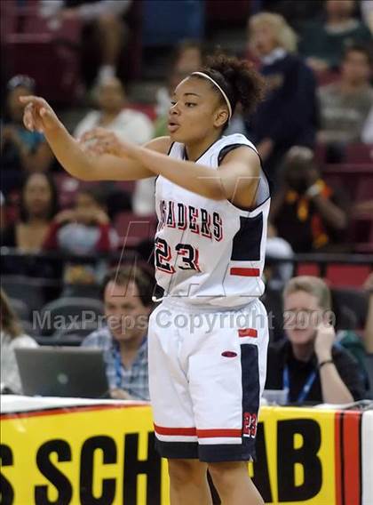 Thumbnail 1 in Mater Dei vs. Modesto Christian (CIF State D4 Final) photogallery.