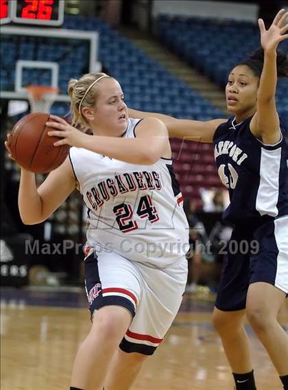 Thumbnail 1 in Mater Dei vs. Modesto Christian (CIF State D4 Final) photogallery.