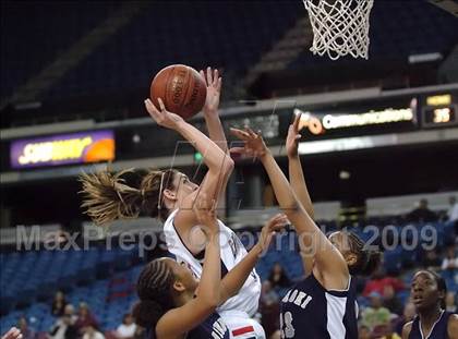 Thumbnail 1 in Mater Dei vs. Modesto Christian (CIF State D4 Final) photogallery.