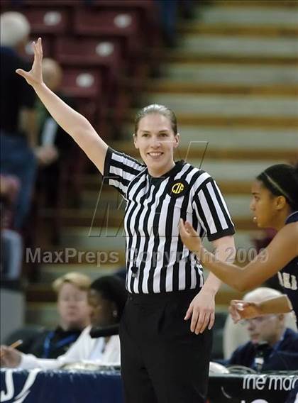 Thumbnail 3 in Mater Dei vs. Modesto Christian (CIF State D4 Final) photogallery.