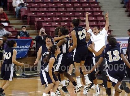 Thumbnail 2 in Mater Dei vs. Modesto Christian (CIF State D4 Final) photogallery.